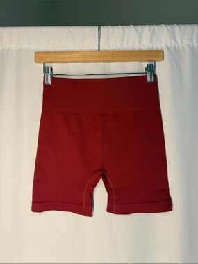 Ribbed High-Waist Bike Shorts — Deep Red